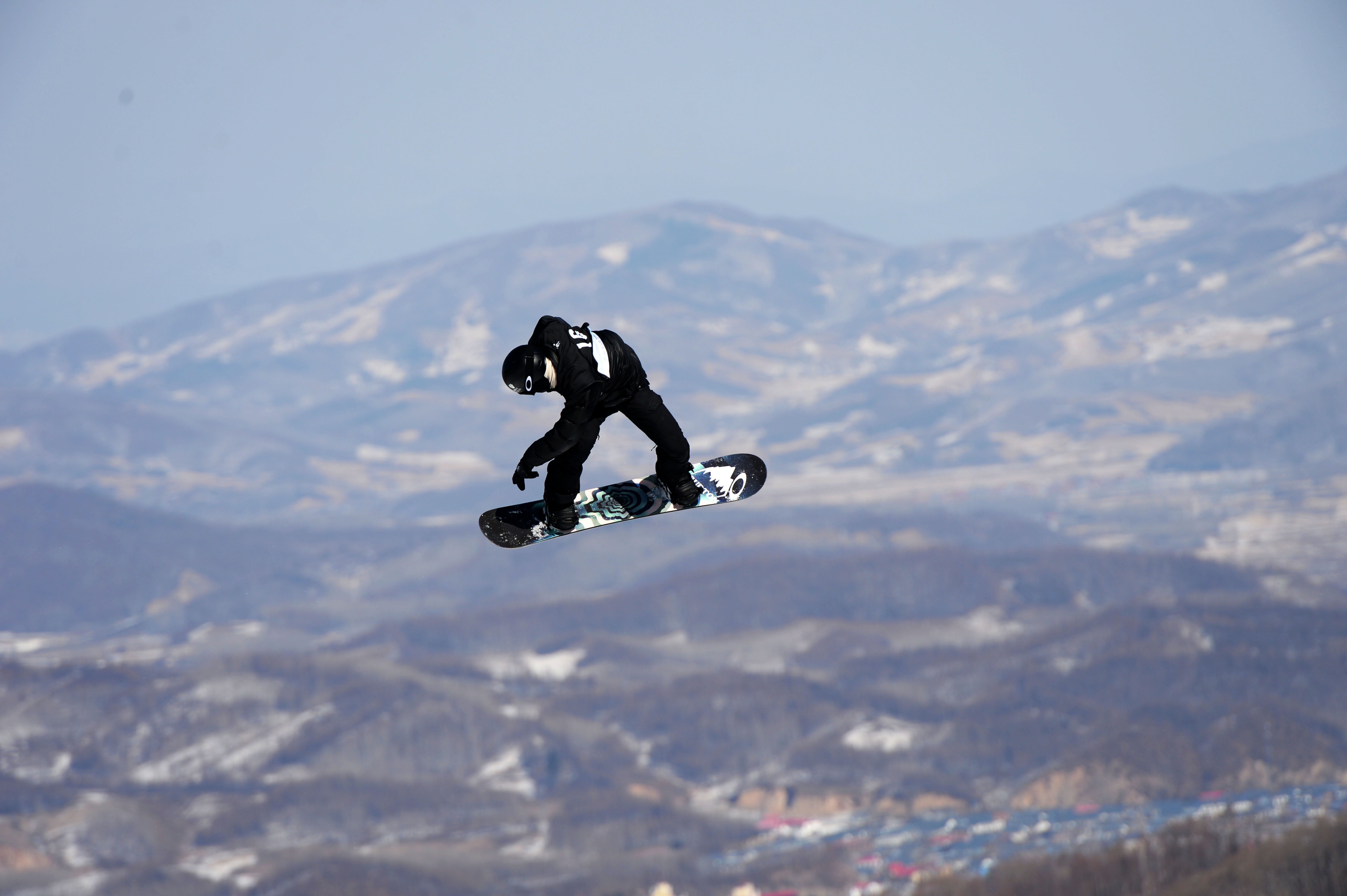 肖恩·怀特 资料图 新华社记者王凯摄9时30分,单板滑雪男子u型场地