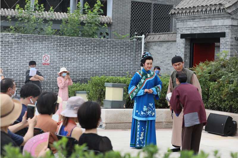 着力打造“演艺之都”首次写入政府工作报告，引发代表...