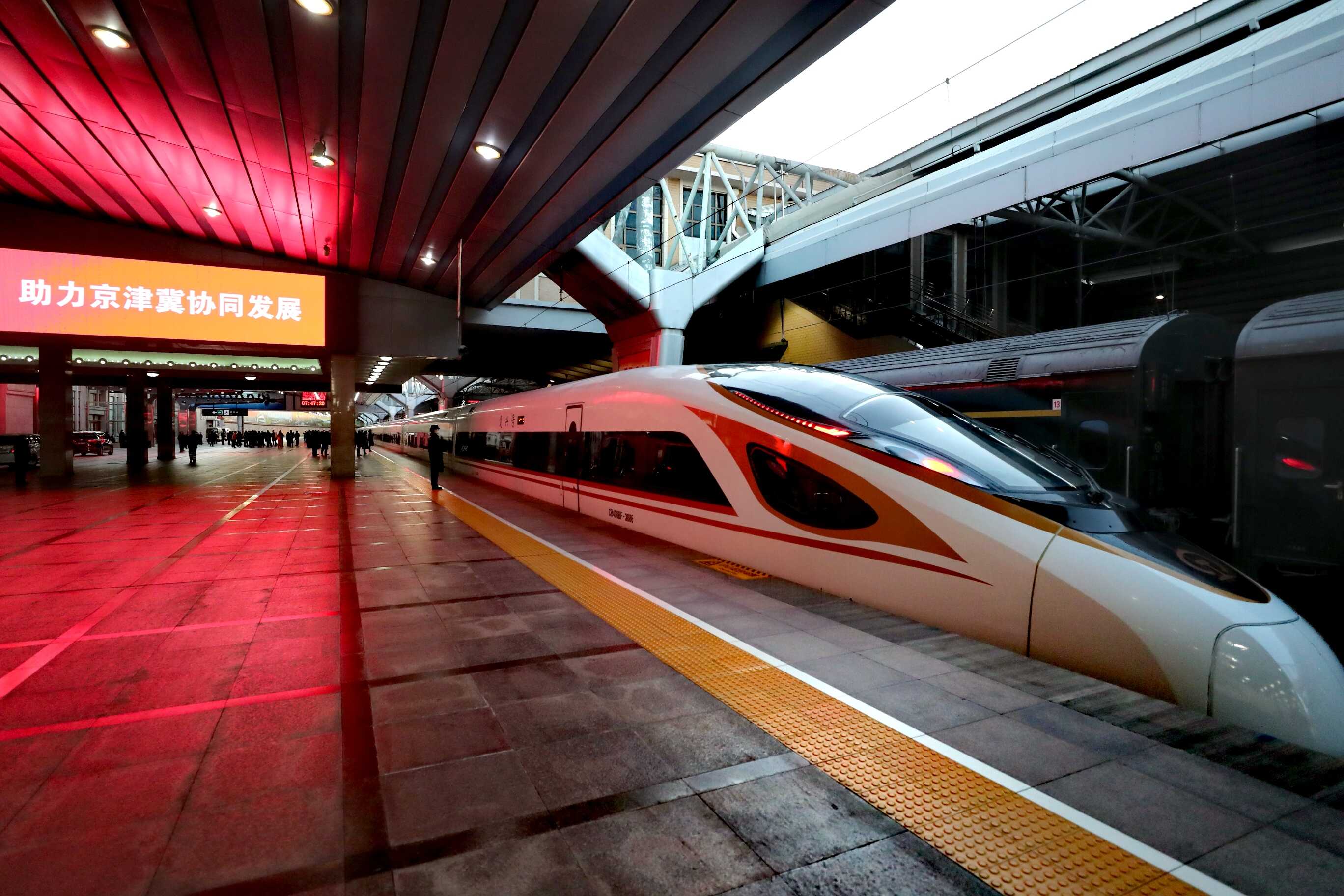 京唐京滨城际铁路开通一月多乘客赞不绝口京津冀短途旅行更便捷了
